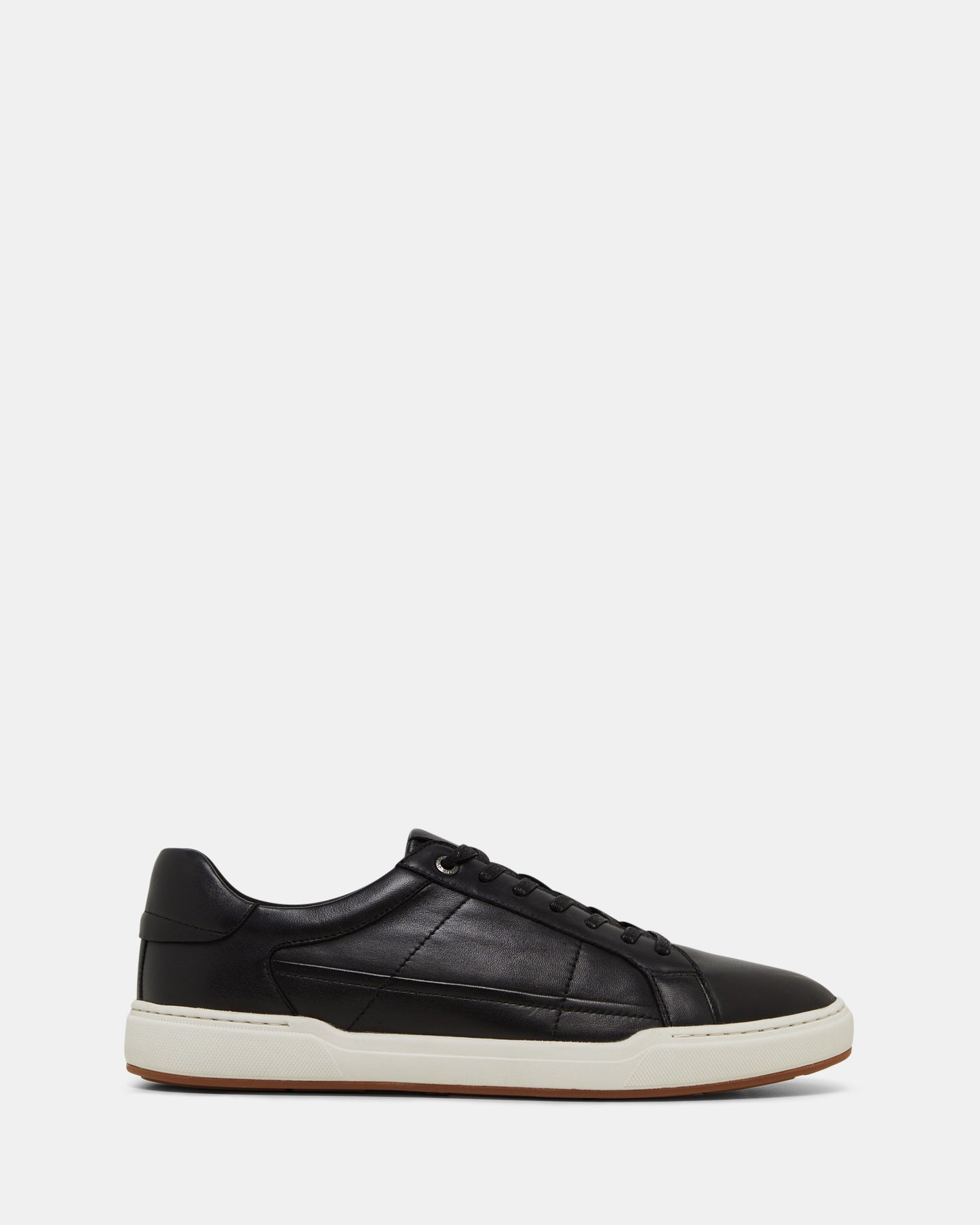 Sabre Black