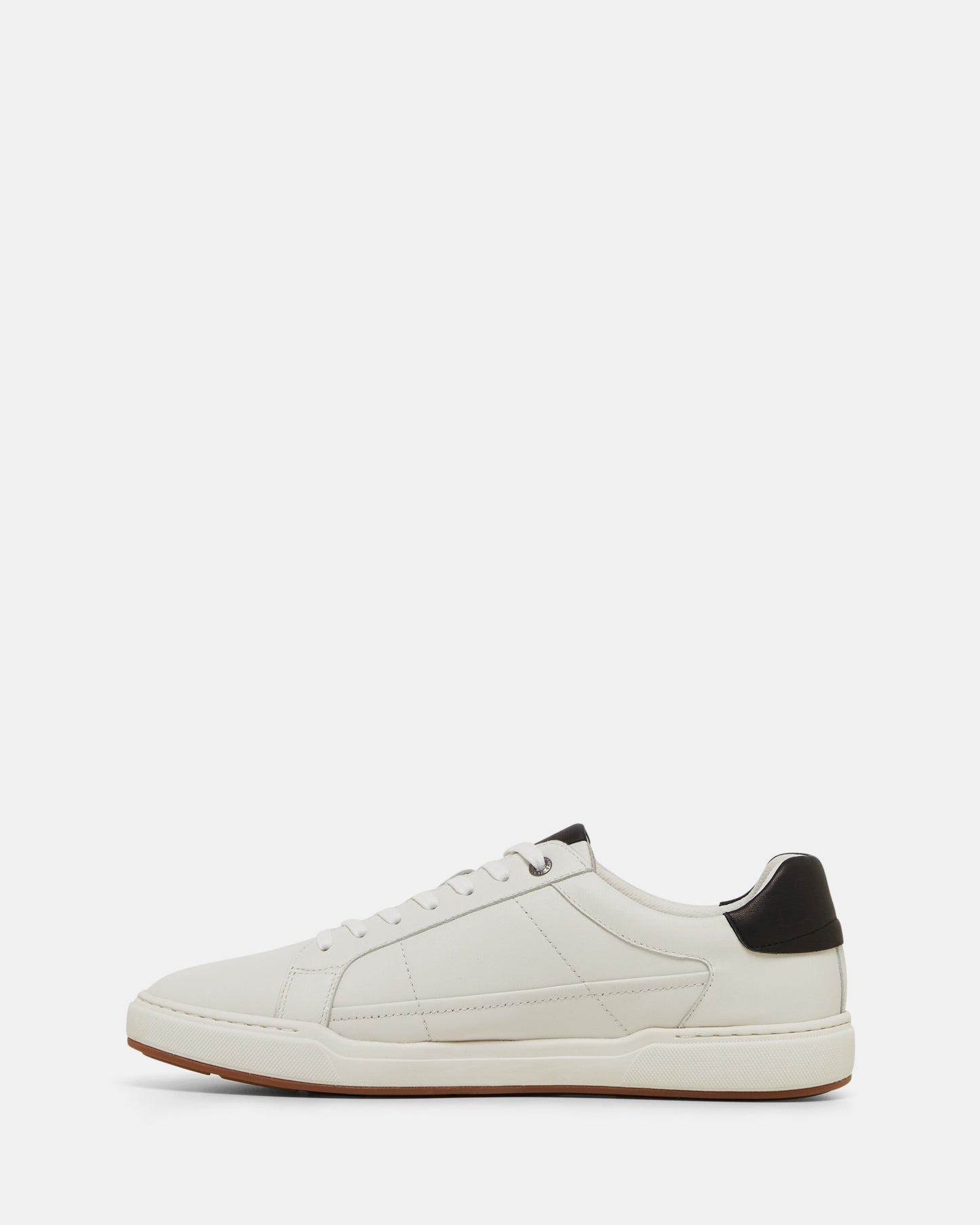 Sabre White