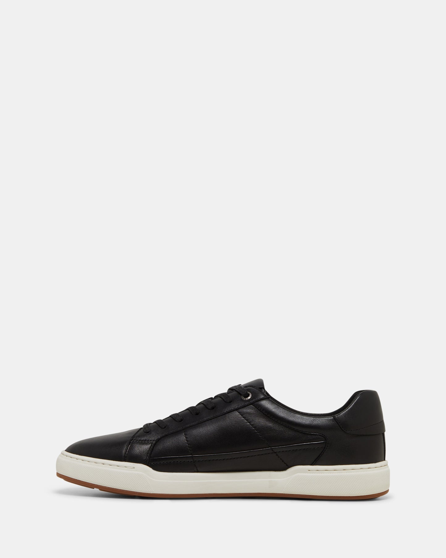 Sabre Black