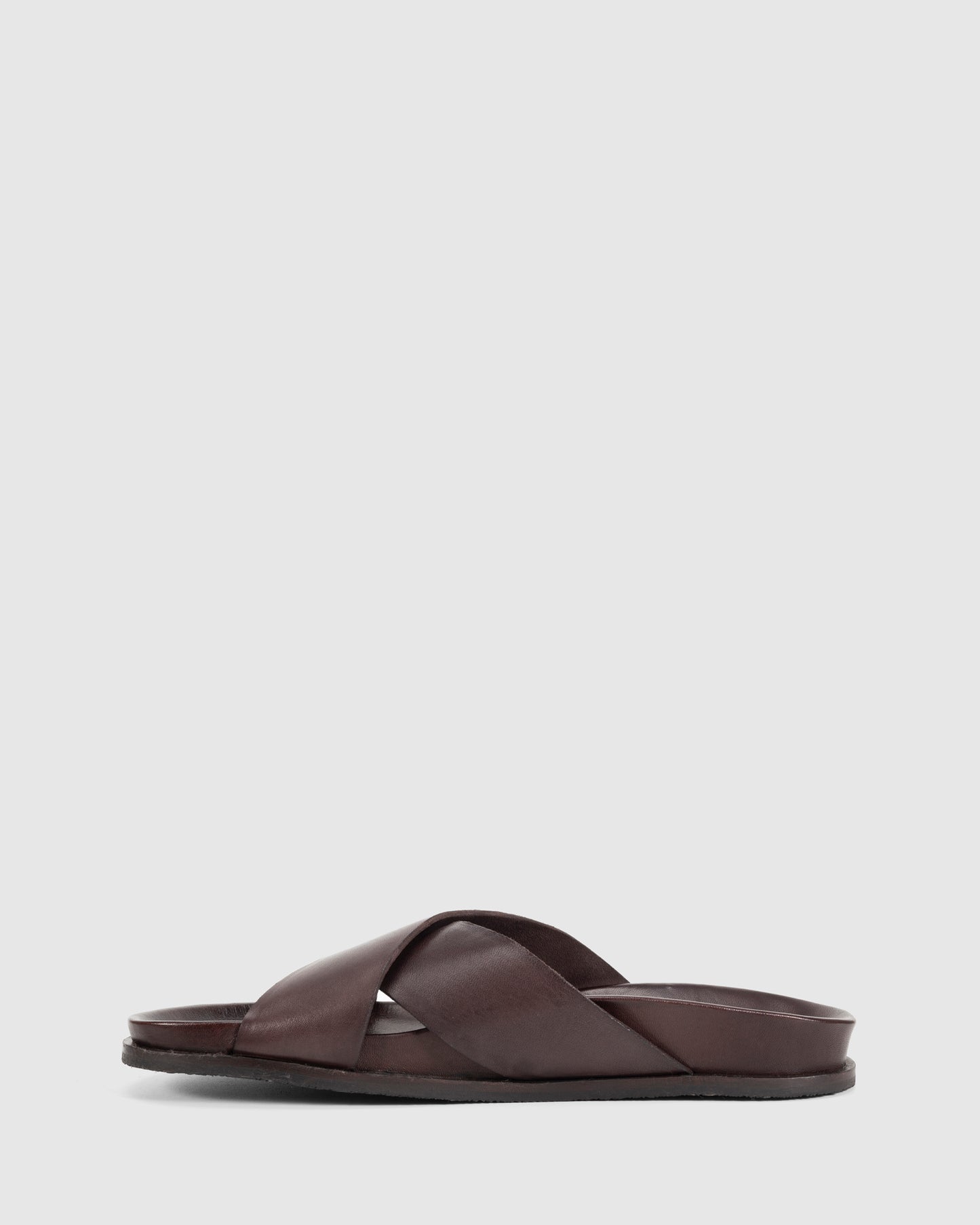 Vacate Dark Brown