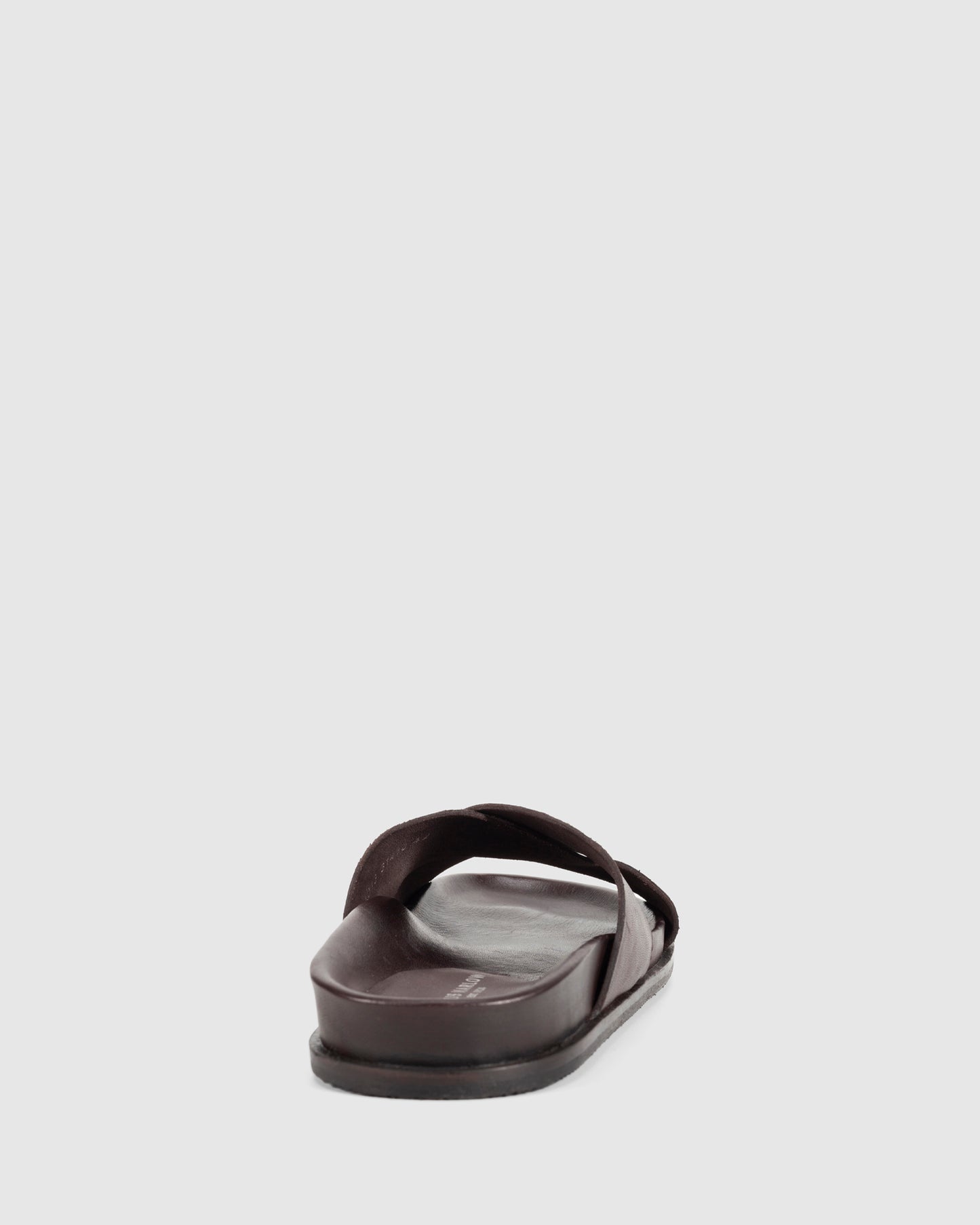 Vacate Dark Brown