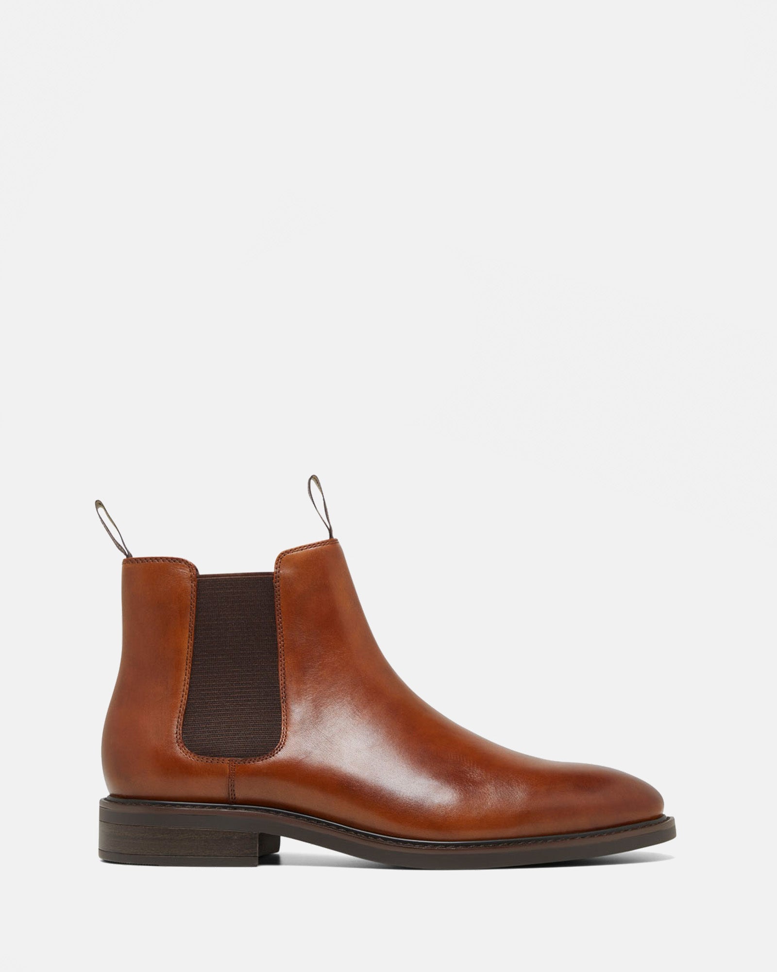 Cognac leather chelsea outlet boots