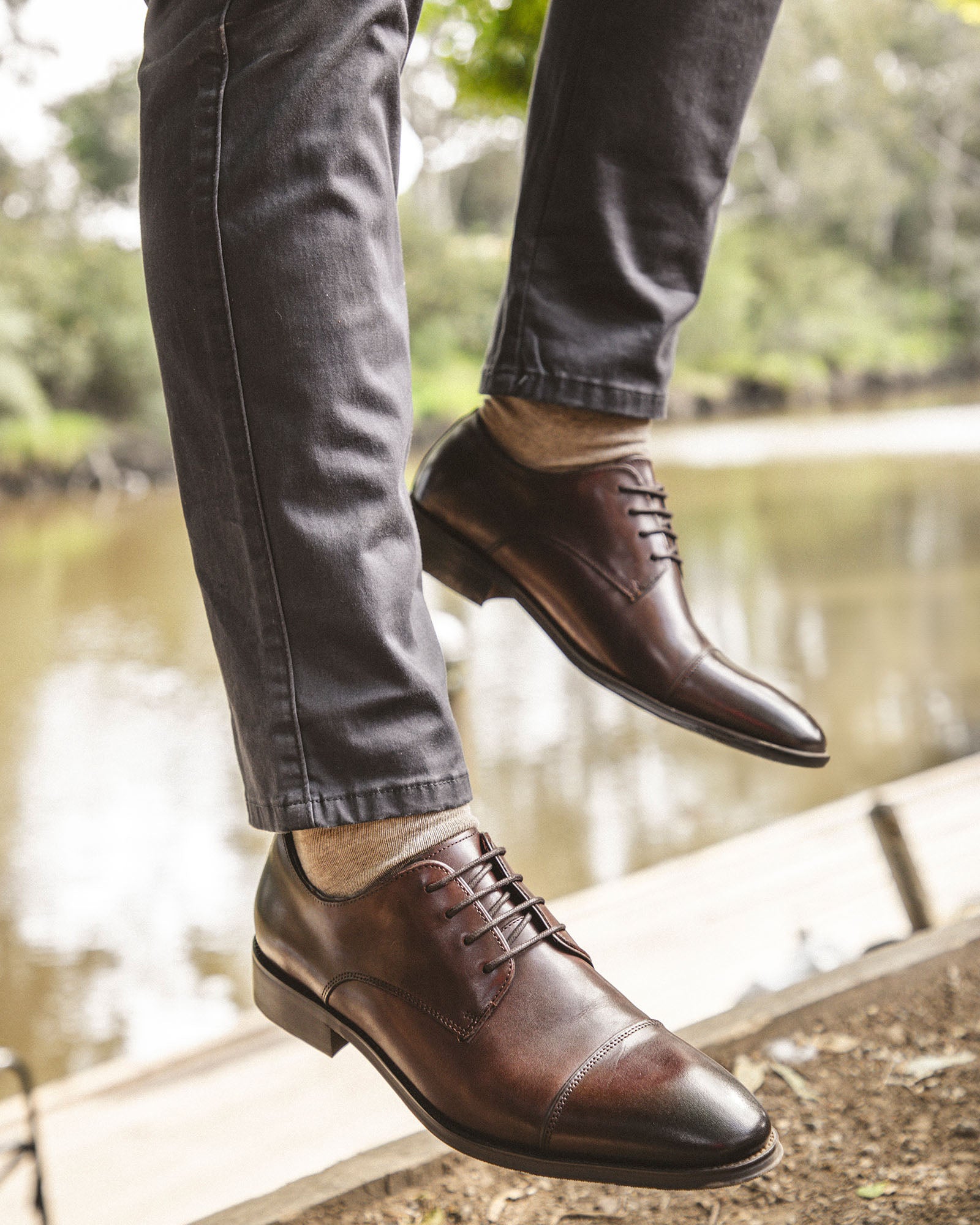 Mocha colored best sale dress shoes